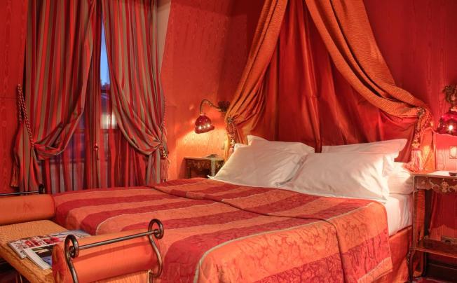 Фото отеля VILLA ROYALE 