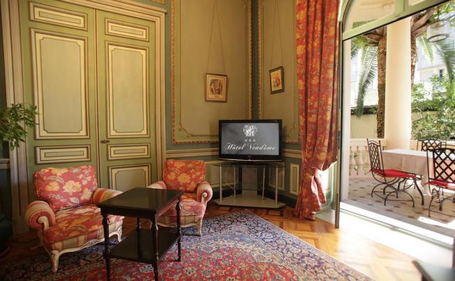 Фото отеля LE VENDOME HOTEL
