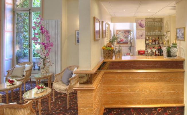 Фото отеля LE VENDOME HOTEL