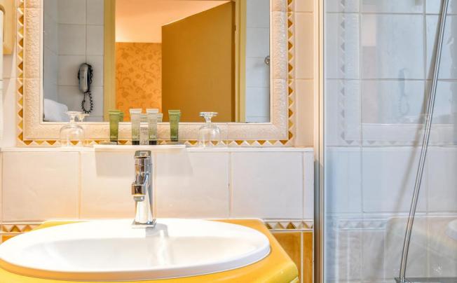 Фото отеля VILLA BEAUMARCHAIS 