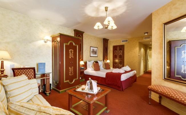 Фото отеля VILLA BEAUMARCHAIS 