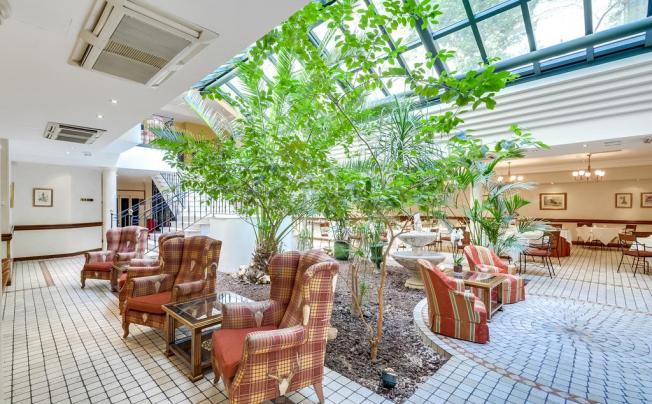 Фото отеля VILLA BEAUMARCHAIS 