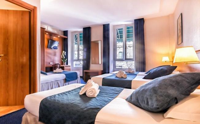 Фото отеля HOTEL UNIVERS