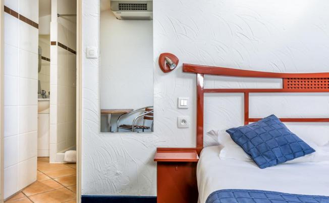 Фото отеля HOTEL UNIVERS