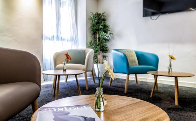 Фото отеля HOTEL UNIVERS
