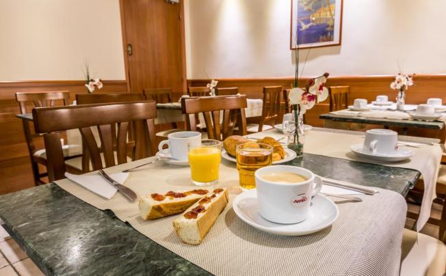 Фото отеля HOTEL UNIVERS