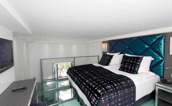 Фото отеля GOLDEN TULIP CANNES HOTEL DE PARIS