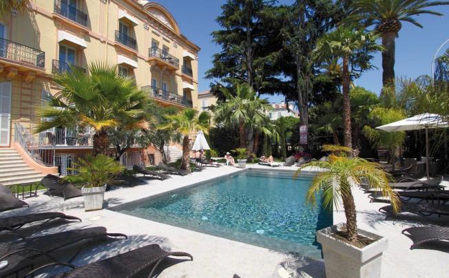 Фото отеля GOLDEN TULIP CANNES HOTEL DE PARIS