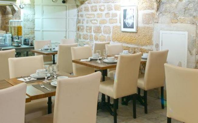 Фото отеля DU LEMAN HOTEL 