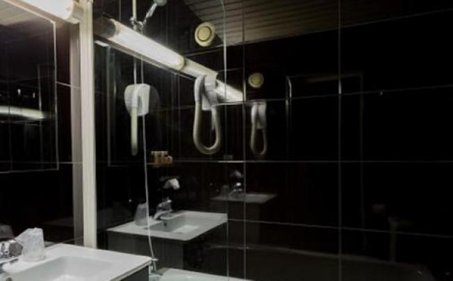 Фото отеля DU LEMAN HOTEL 