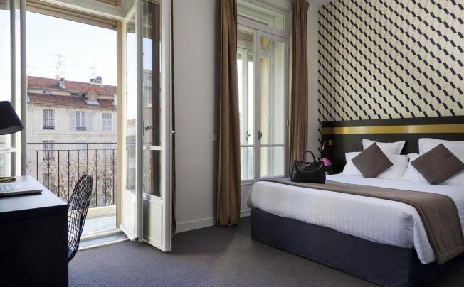 Фото отеля QUALITY SUITES NICE LA MALMAISON
