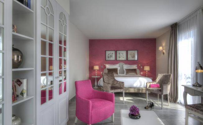 Фото отеля LA BASTIDE DE LOLIVERAIE