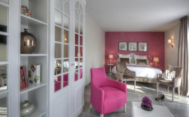 Фото отеля LA BASTIDE DE LOLIVERAIE