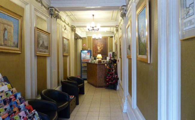 Фото отеля HOTEL DES 3 NATIONS 