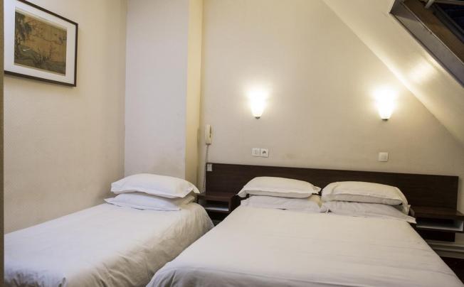 Фото отеля HOTEL DES 3 NATIONS 