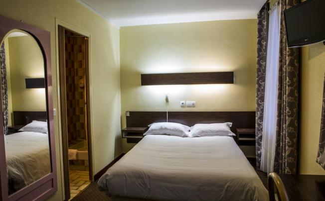 Фото отеля HOTEL DES 3 NATIONS 