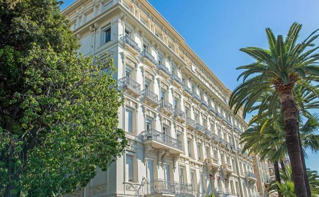 Фото отеля West End