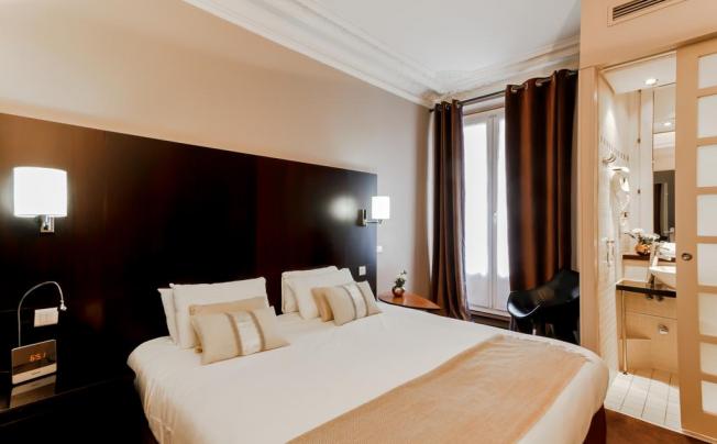 Фото отеля BEST WESTERN PARIS GARE ST LAZARE 