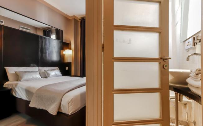 Фото отеля BEST WESTERN PARIS GARE ST LAZARE 