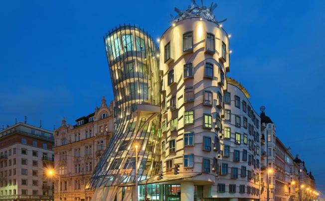 Фото отеля Dancing House Hotel