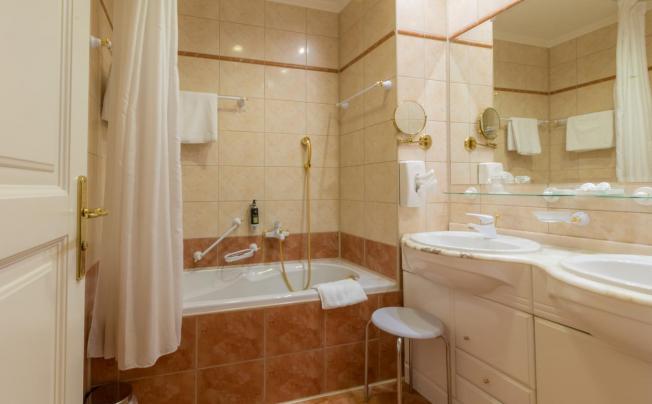 Фото отеля Danubius Health Spa Resort Imperial
