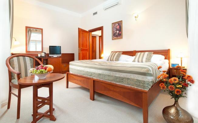 Фото отеля Amigo city centre hotel