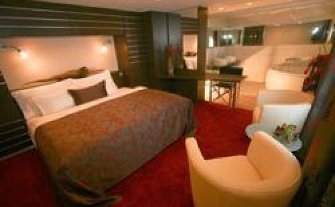 Фото отеля Greenyacht Hotel