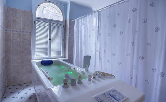Фото отеля Westend Hotel-Sanatorium