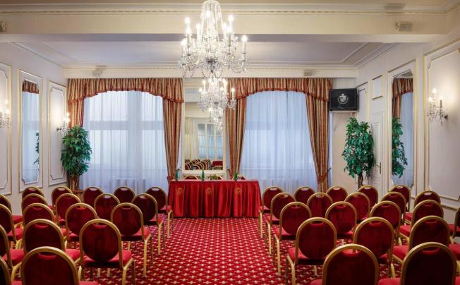Фото отеля Ambassador Zlata Husa Hotel