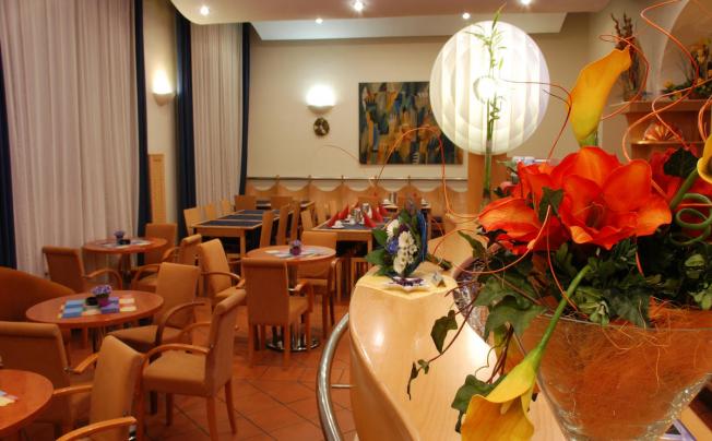 Фото отеля EA Hotel Tosca