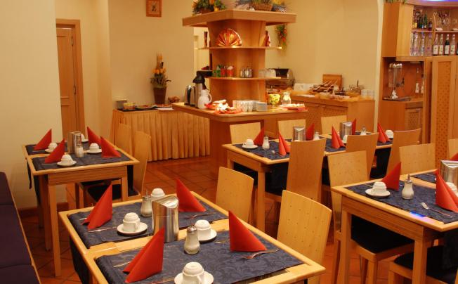 Фото отеля EA Hotel Tosca