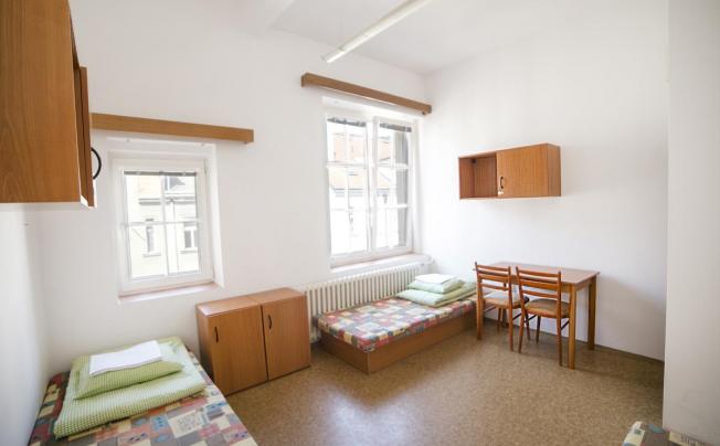 Фото отеля Dizzy Daisy Hostel Praha