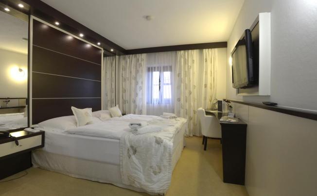 Фото отеля Grand Hotel