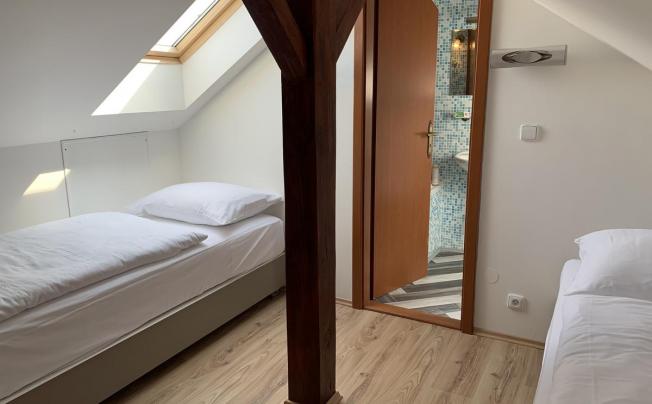 Фото отеля King Charles Boutique Residence