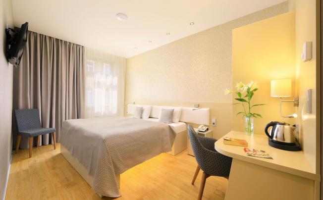 Фото отеля Ametyst Hotel Prague