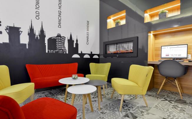 Фото отеля Garden Court Hotel