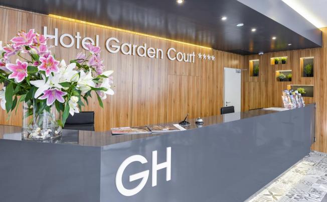 Фото отеля Garden Court Hotel