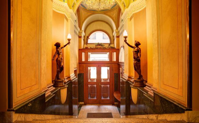 Фото отеля Bohemia Plaza Residence