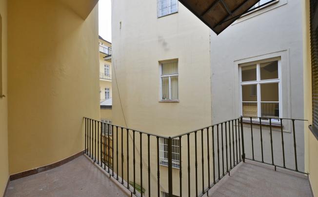 Фото отеля Velvet Apartments Old Town