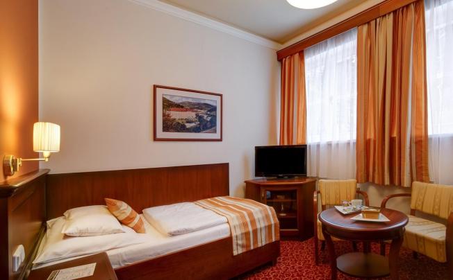 Фото отеля Radium Palace Hotel
