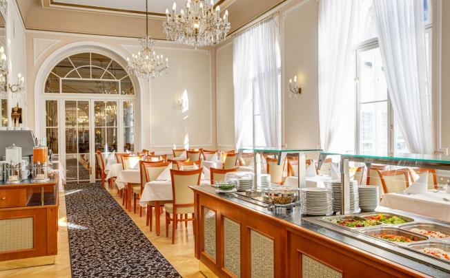 Фото отеля Radium Palace Hotel
