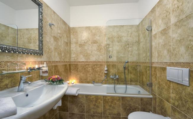 Фото отеля Continental Hotel 