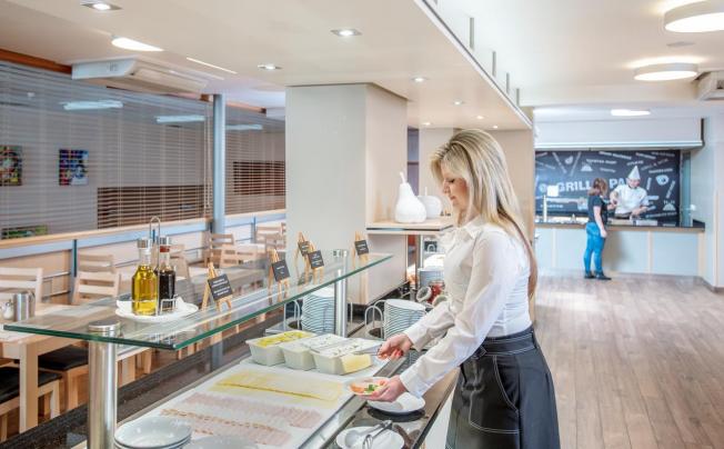Фото отеля Step Wellness Hotel
