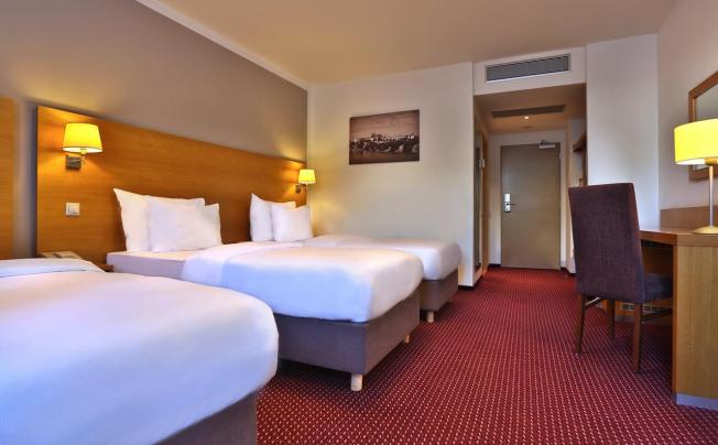 Фото отеля BOTANIQUE HOTEL PRAGUE (ex. Jurys Inn) 