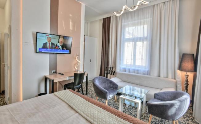 Фото отеля Machova Hotel