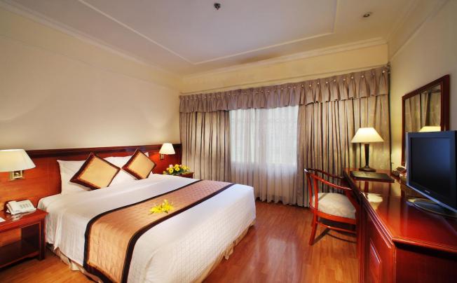 Фото отеля First Hotel