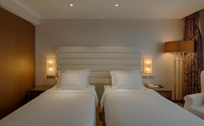 Фото отеля Windsor Plaza hotel