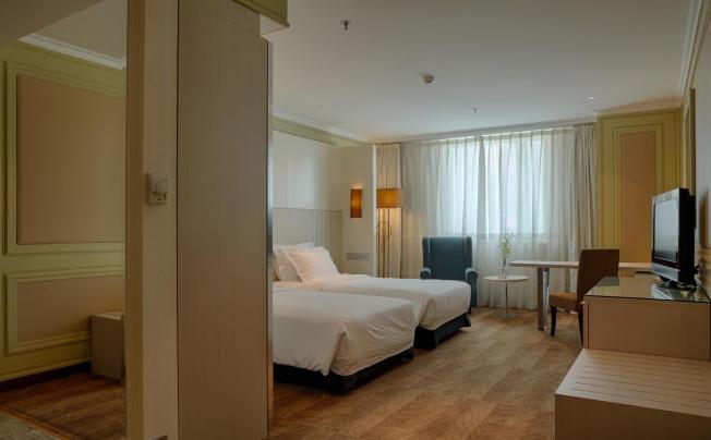 Фото отеля Windsor Plaza hotel
