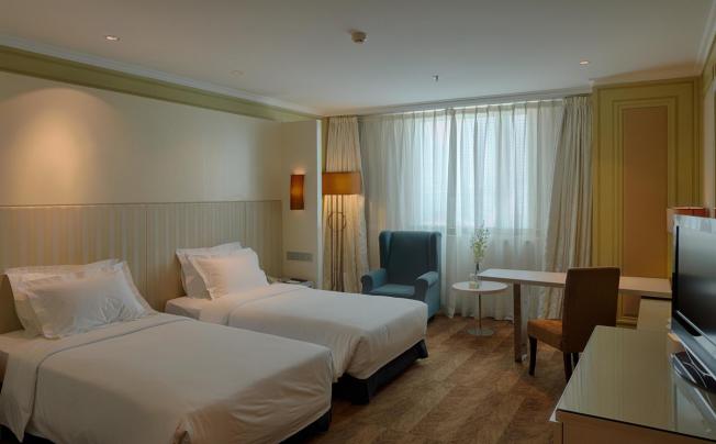 Фото отеля Windsor Plaza hotel