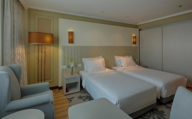 Фото отеля Windsor Plaza hotel